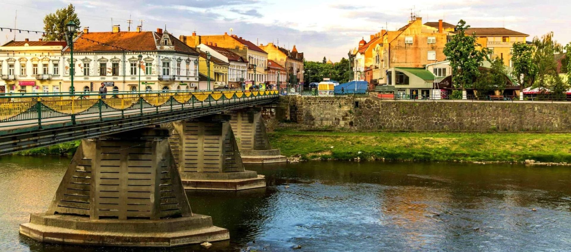 Евакуатор в Чернівцях